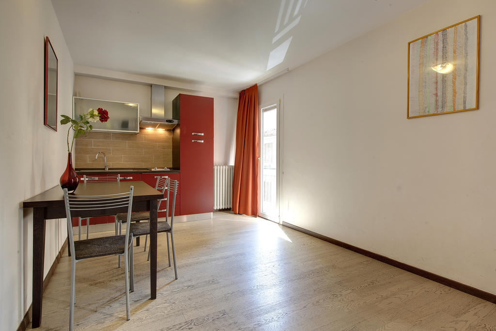Casa Per Vacanze Liberta ฟลอเรนซ์ ภายนอก รูปภาพ